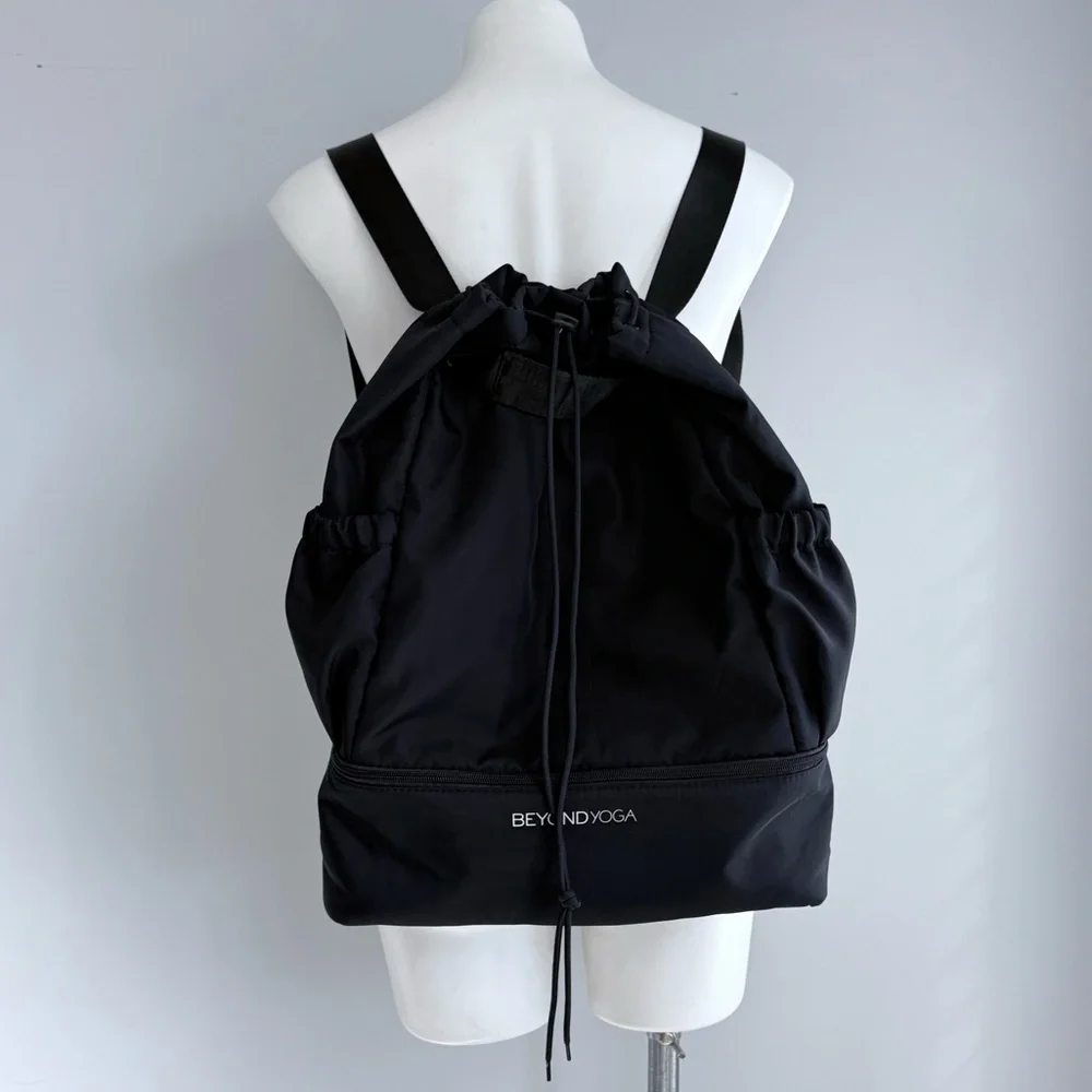 Beyond Yoga Convertible Gym Bag Black Nylon Backpack Shoulder Tote Travel School